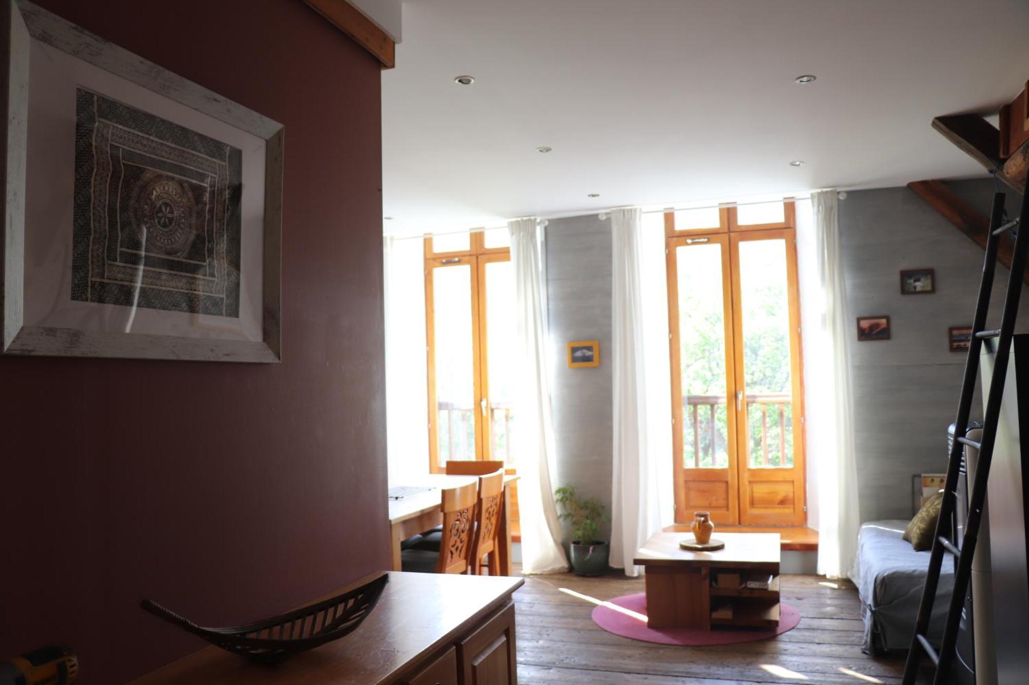 Appartement Dans Une Maison De Pays Briancon  Exterior photo